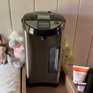 Geheimtipp - Der perfekte Wasserspender für den Wickeltisch