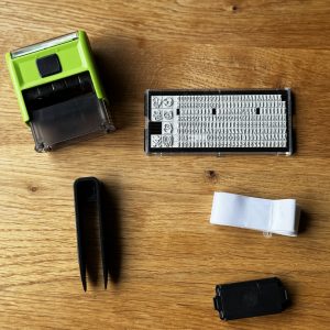 Personalisierbarer Stempel – Ideal für Kleidung und mehr